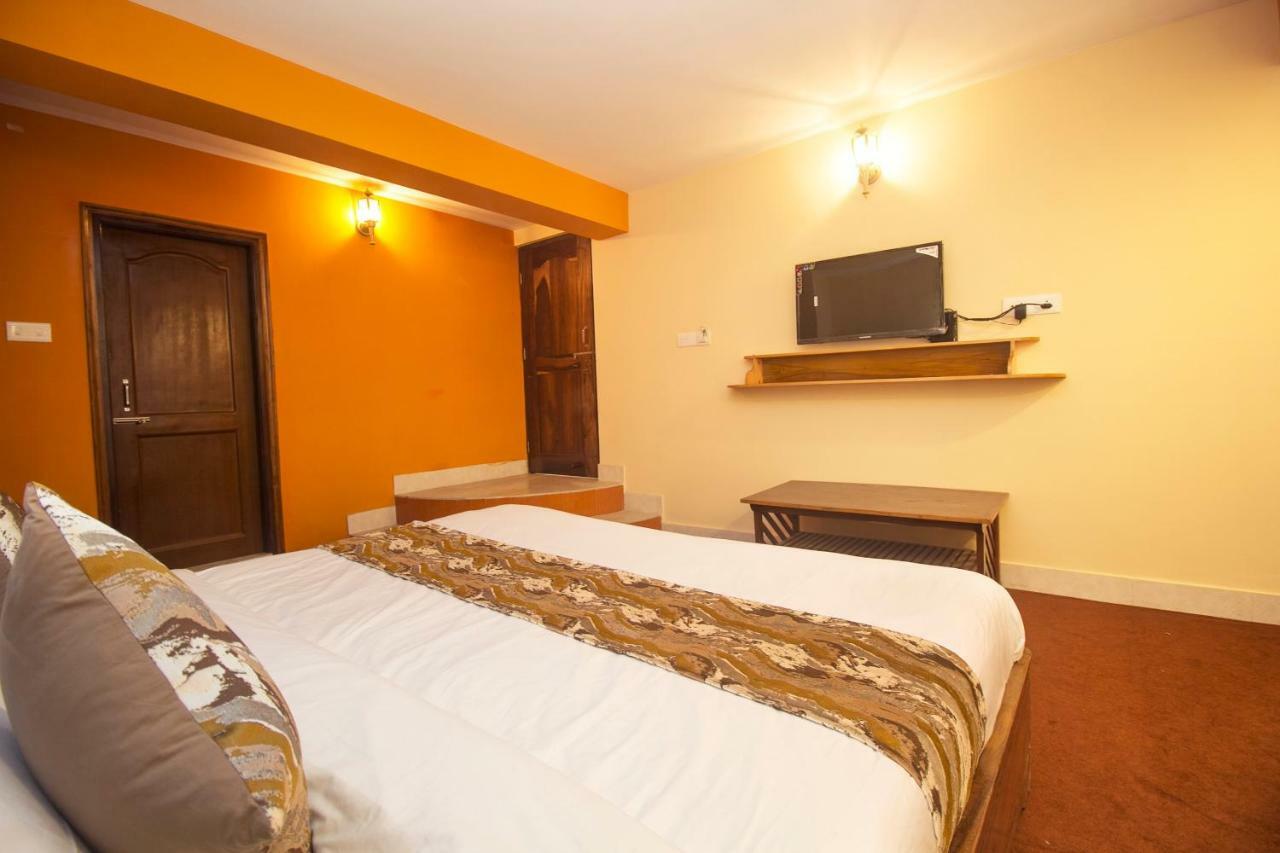 Oyo 12370 Royal Sarava Hotel Dardzsiling Kültér fotó