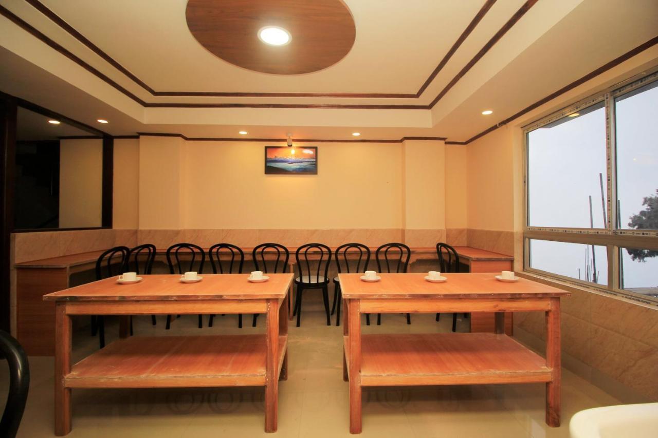 Oyo 12370 Royal Sarava Hotel Dardzsiling Kültér fotó